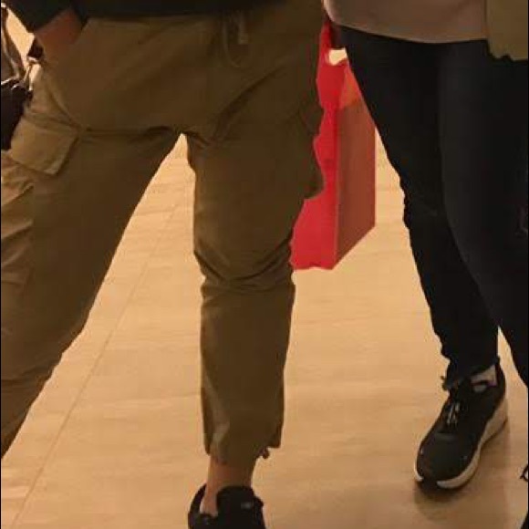 Rosa Chá Cargo Pants - Picture 5 of 8